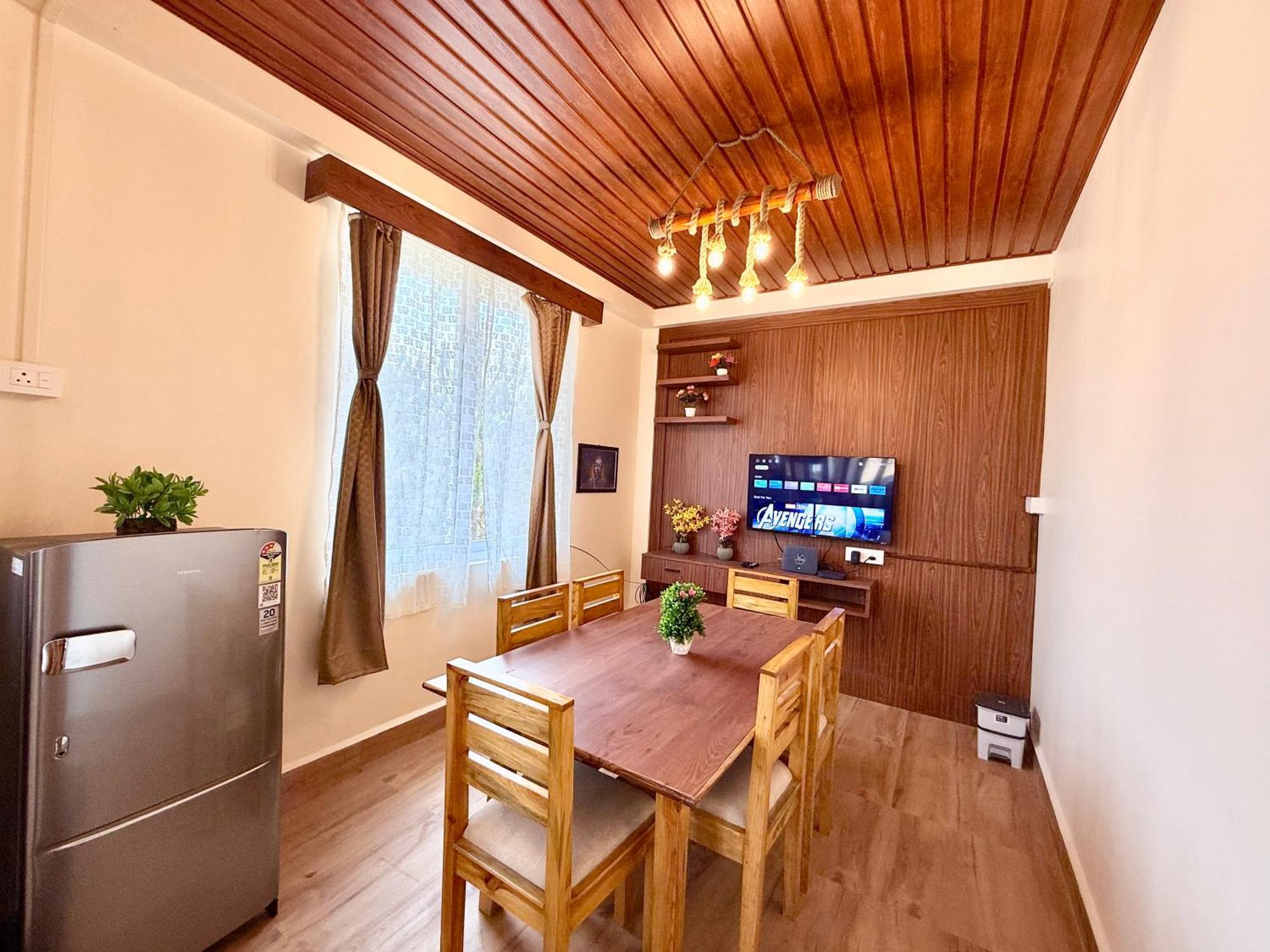 Yepplo Holiday Home - Complimentary Breakfast - 24 Hrs Caretaker & Power Backup Shillong Luaran gambar
